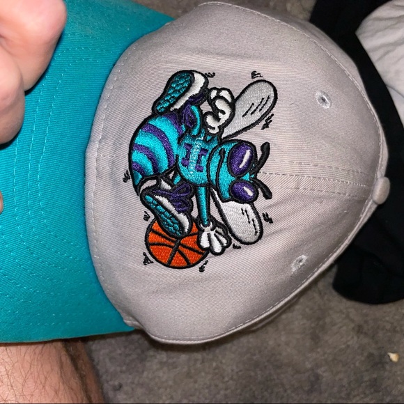 Slightly beat up still looks nice - Picture 1 of 4